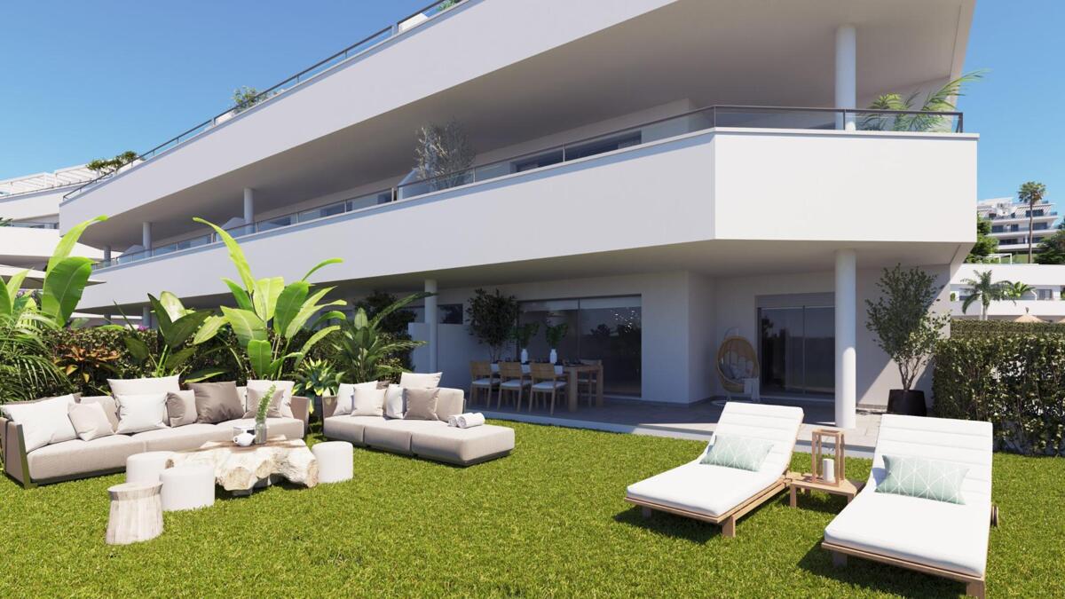 New build, 3 bedroom, 2 bathroom apartment in Estepona