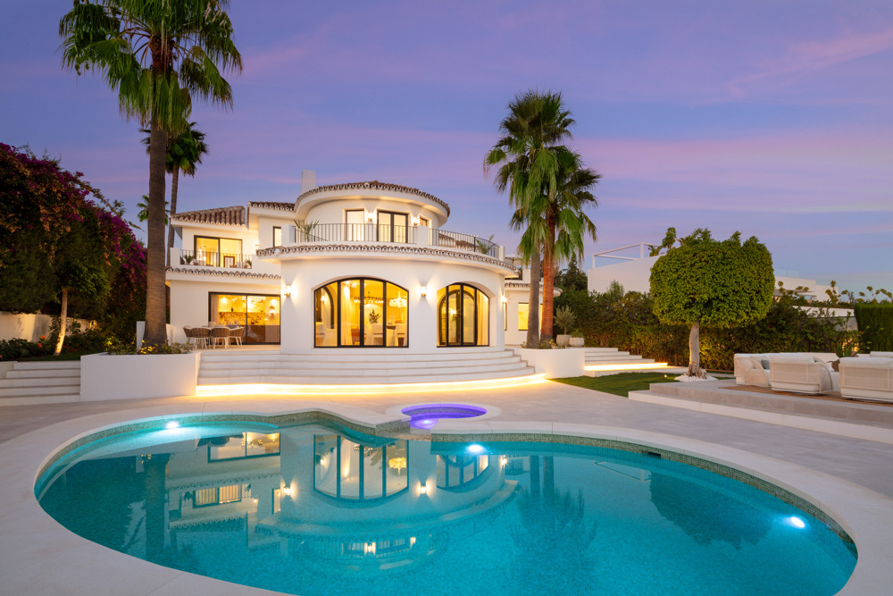 5-Bed Classic Villa in Nueva Andalucia, Marbella